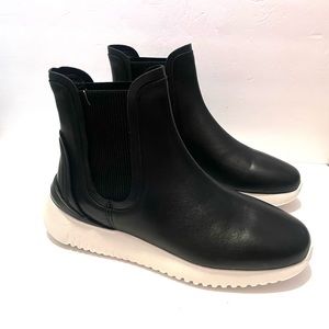 Aquatalia Cristiana Leather Chelsea Boots Waterproof Size 7 Black